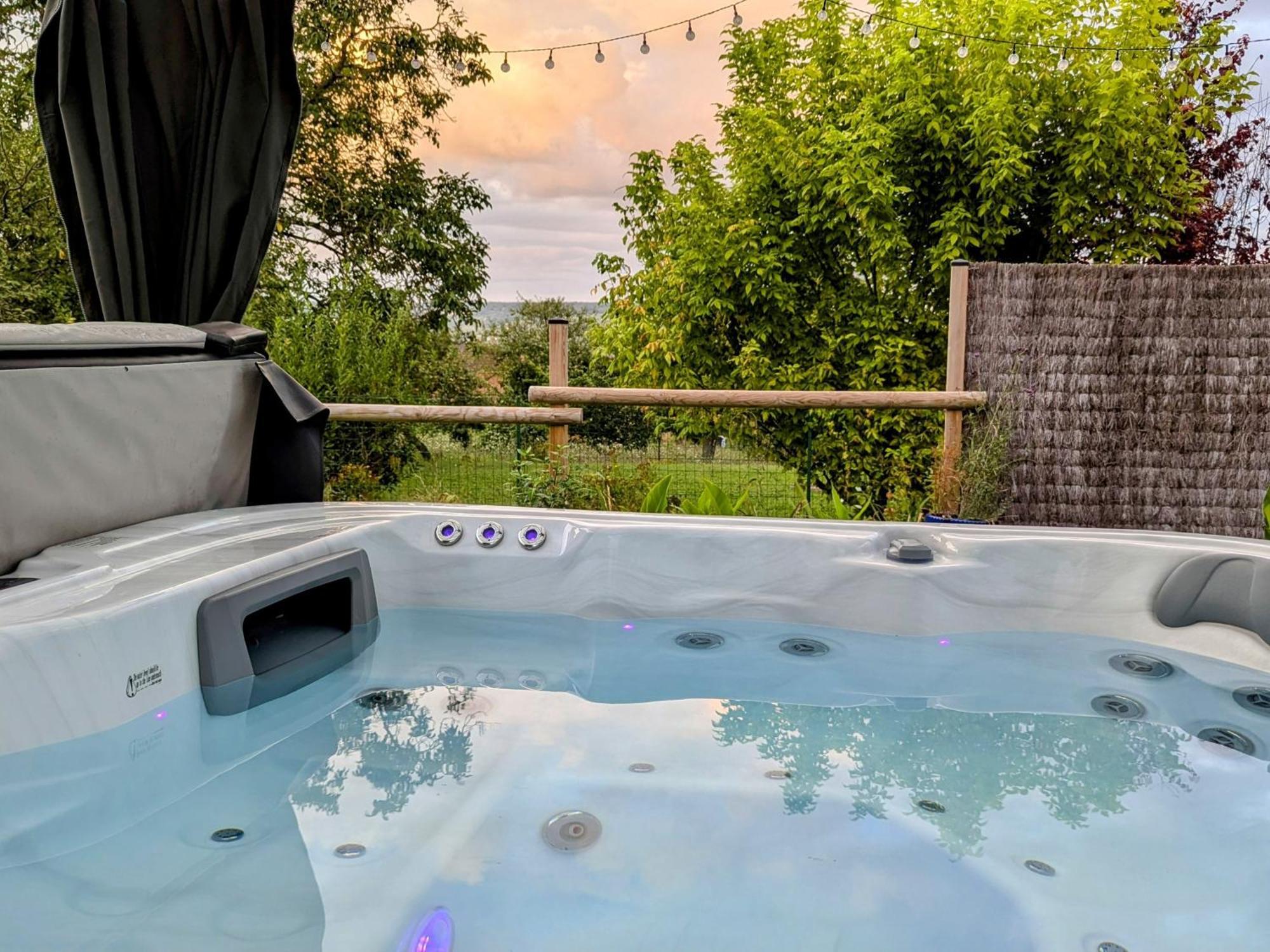 Le Cemarose: Spa, Jardin, Terrasse Et Jolie Vue Au Coeur D'埃佩尔奈 外观 照片